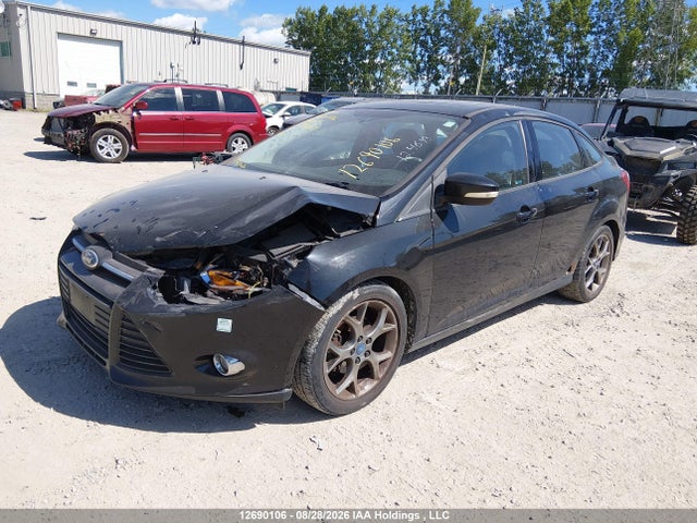 Ford FOCUS SE 2014 1FADP3F22EL124693 Image 2