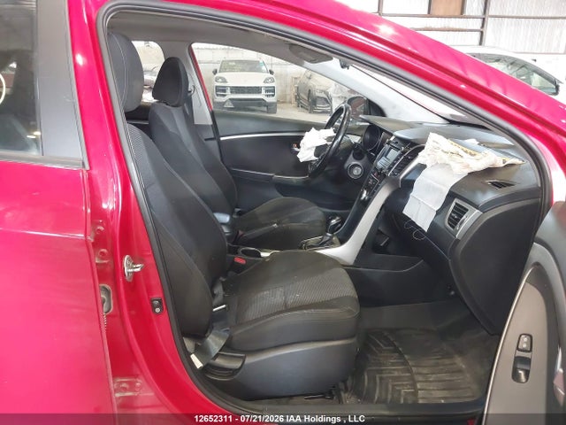 Продаж на аукціоні авто 2013 Hyundai Elantra Gt Gls, vin: KMHD35LE4DU035910, номер лоту: 12652311