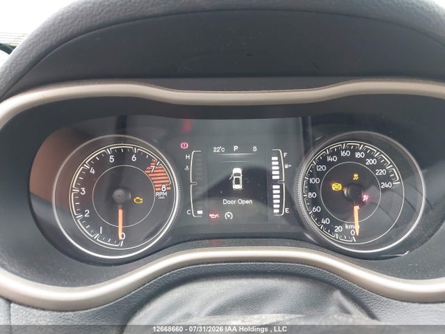 1C4PJMAS1GW356998 Jeep Cherokee Sport