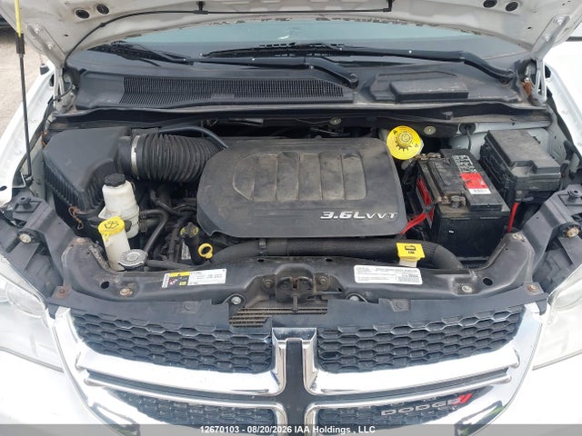 Dodge Grand Caravan Crew 2017 2C4RDGDG3HR787152 Image 10