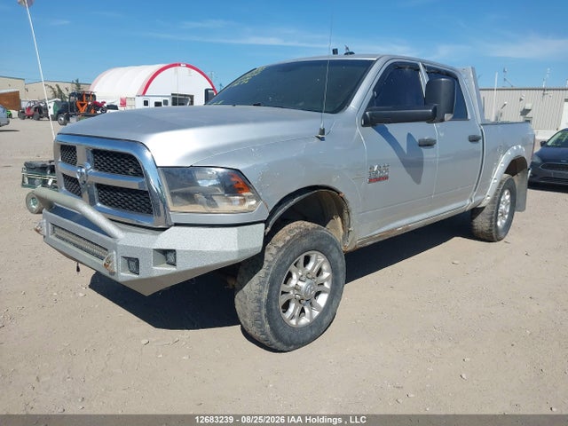 RAM 3500 St 2015 3C63R3CL6FG544010 Image 2
