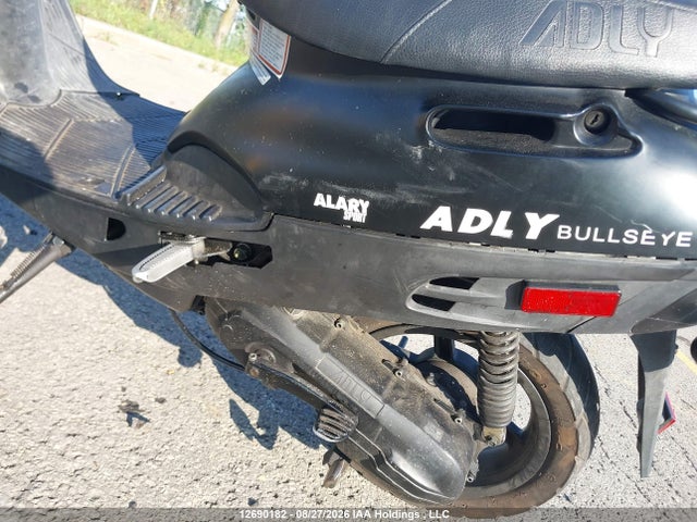 12690182 :رقم المزاد ، RFLDC0513NA007745 vin ، 2022 Adly Scooter مزاد بيع