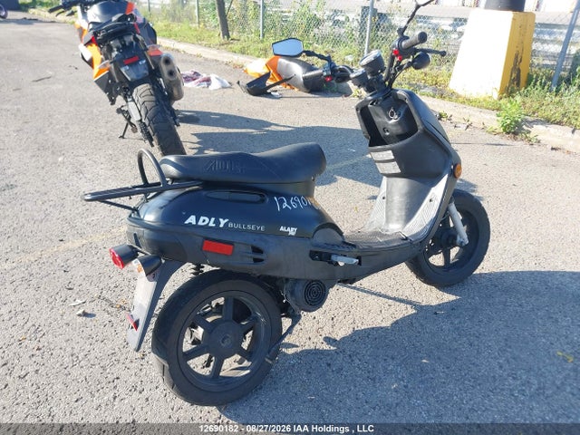 12690182 :رقم المزاد ، RFLDC0513NA007745 vin ، 2022 Adly Scooter مزاد بيع
