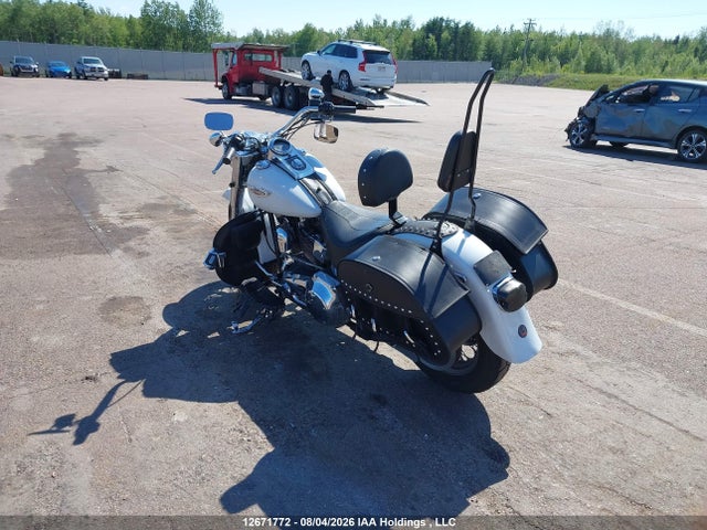 12671772 :رقم المزاد ، 1HD1BMY152Y046090 vin ، 2002 Harley-davidson Flstf مزاد بيع