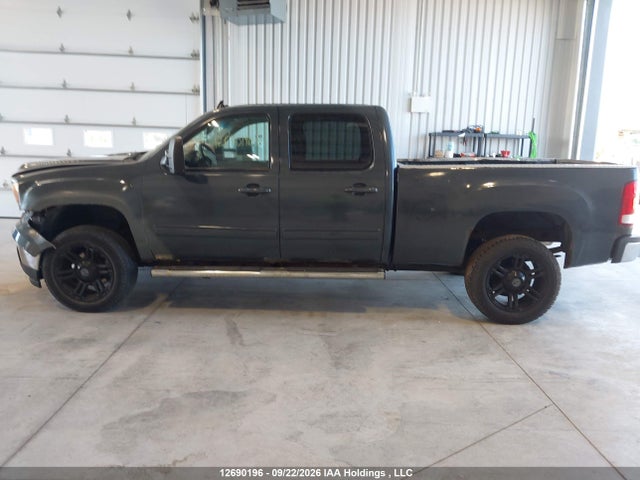 12690196 :رقم المزاد ، 1GT121EG6DF183529 vin ، 2013 Gmc Sierra K2500 Slt مزاد بيع