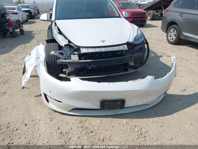 Tesla Model Y 2022 7SAYGDEE9NF466659 Image 10