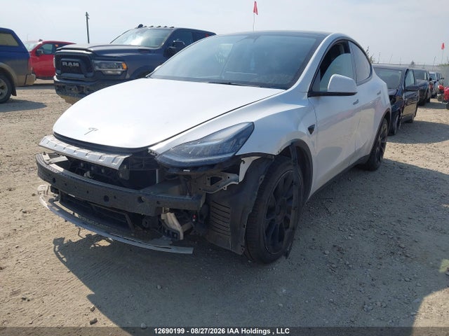 Tesla Model Y 2022 7SAYGDEE9NF466659 Image 2