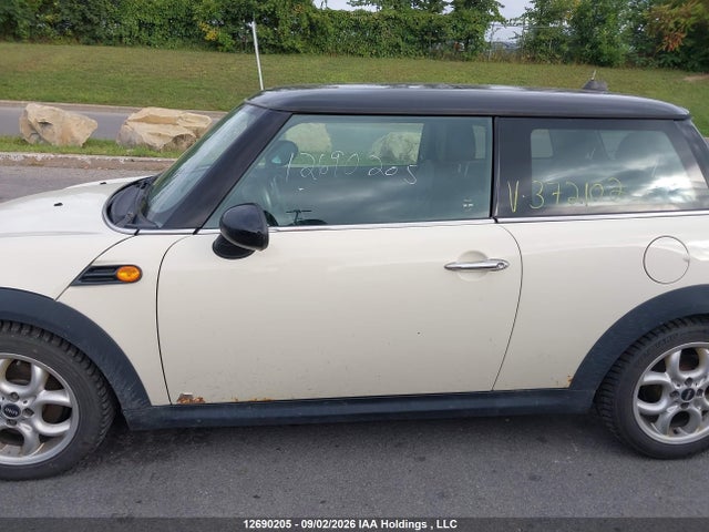 Aukcja sprzedaży 2013 Mini Hatch Cooper, vin: WMWSU3C53DT372102, numer aukcji: 12690205