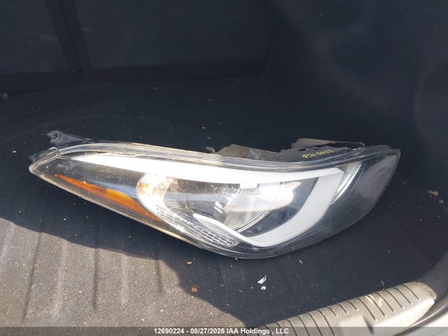 Hyundai ELANTRA GL 2016 5NPDH4AE1GH759376 Image 12