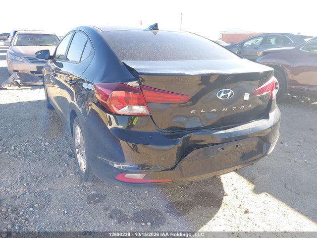 KMHD84LF1KU767218 Hyundai Elantra Preferred