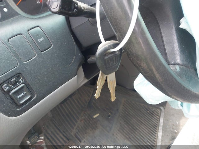 2000 Honda Odyssey Lx მანქანა იყიდება აუქციონზე, vin: 2HKRL185XYH002454, აუქციონის ნომერი: 12690247