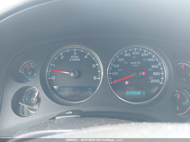Продаж на аукціоні авто 2011 Chevrolet Suburban 2500 Ls, vin: 1GNWKLEG2BR359867, номер лоту: 12690261
