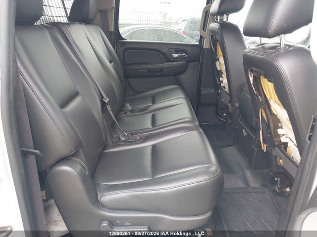 Продаж на аукціоні авто 2011 Chevrolet Suburban 2500 Ls, vin: 1GNWKLEG2BR359867, номер лоту: 12690261