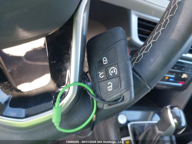 Volkswagen TAOS SE 2025 3VVUC7B26SM071981 Image 10