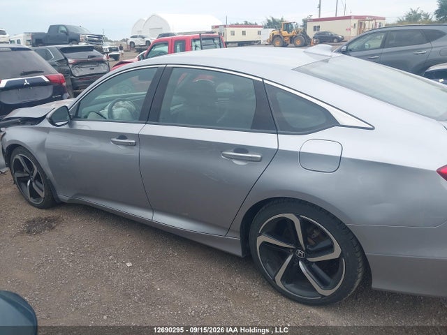 Продажа на аукционе авто 2018 Honda Accord Sport, vin: 1HGCV1F32JA800799, номер лота: 12690295
