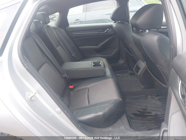 Продажа на аукционе авто 2018 Honda Accord Sport, vin: 1HGCV1F32JA800799, номер лота: 12690295