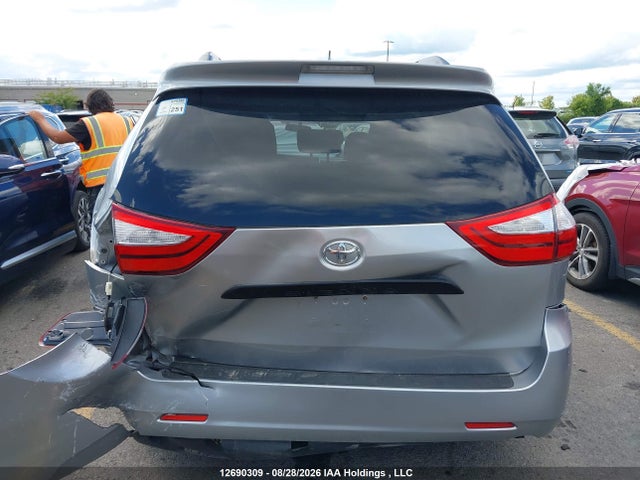 Toyota Sienna 7 Passenger 2015 5TDZK3DC6FS601491 Image 16