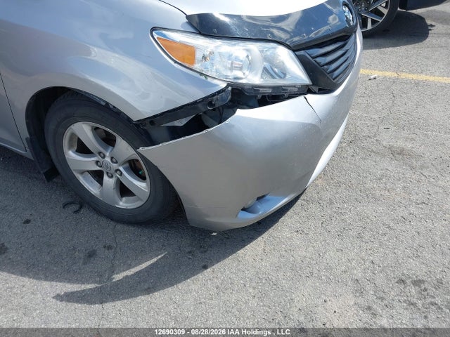 Toyota Sienna 7 Passenger 2015 5TDZK3DC6FS601491 Image 20