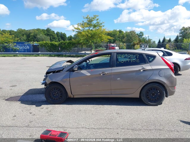 2012 Hyundai Accent Gls/gs/se მანქანა იყიდება აუქციონზე, vin: KMHCU5AE1CU049905, აუქციონის ნომერი: 12690317