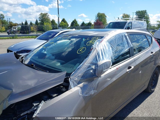 2012 Hyundai Accent Gls/gs/se მანქანა იყიდება აუქციონზე, vin: KMHCU5AE1CU049905, აუქციონის ნომერი: 12690317