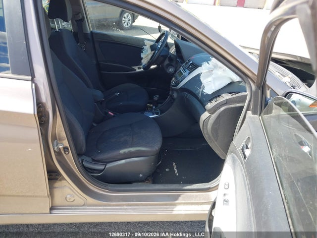 2012 Hyundai Accent Gls/gs/se მანქანა იყიდება აუქციონზე, vin: KMHCU5AE1CU049905, აუქციონის ნომერი: 12690317
