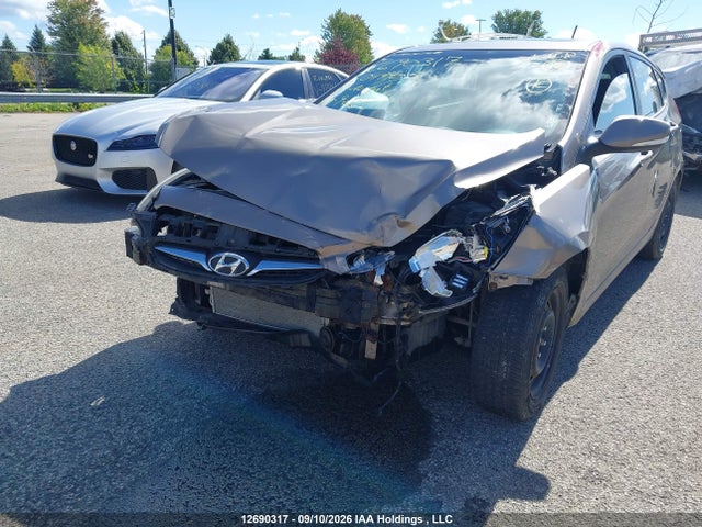 2012 Hyundai Accent Gls/gs/se მანქანა იყიდება აუქციონზე, vin: KMHCU5AE1CU049905, აუქციონის ნომერი: 12690317
