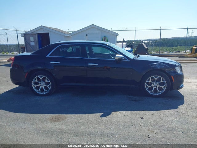 Продажа на аукционе авто 2016 Chrysler 300c Platinum, vin: 2C3CCASG3GH100463, номер лота: 12690318