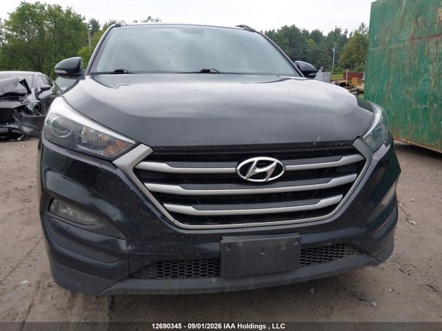 Продаж на аукціоні авто 2017 Hyundai Tucson Limited/sport And Eco/se, vin: KM8J3CA45HU560420, номер лоту: 12690345