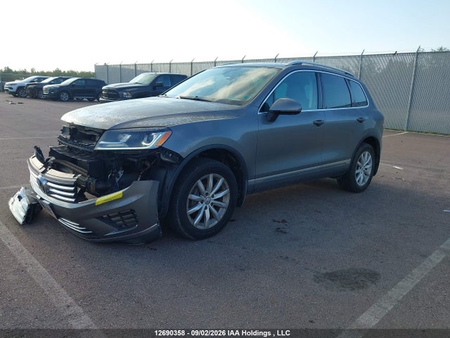 Продаж на аукціоні авто 2015 Volkswagen Touareg 3.6l Comfortline/3.6l Execline/3.6l Highline/3.6l Sportline, vin: WVGEF9BP1FD006549, номер лоту: 12690358