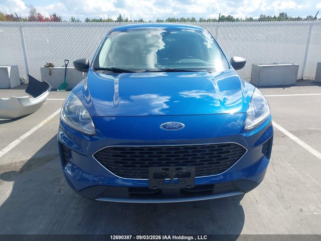 12690387 :رقم المزاد ، 1FMCU9G63NUB27885 vin ، 2022 Ford Escape Se مزاد بيع