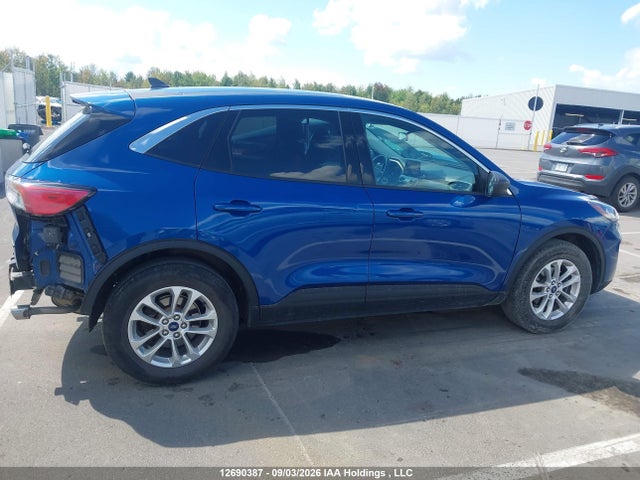 12690387 :رقم المزاد ، 1FMCU9G63NUB27885 vin ، 2022 Ford Escape Se مزاد بيع