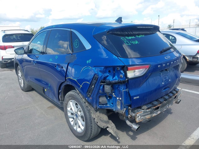 12690387 :رقم المزاد ، 1FMCU9G63NUB27885 vin ، 2022 Ford Escape Se مزاد بيع