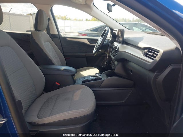 12690387 :رقم المزاد ، 1FMCU9G63NUB27885 vin ، 2022 Ford Escape Se مزاد بيع
