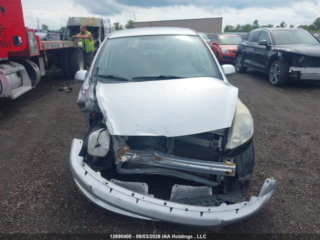 Продаж на аукціоні авто 2007 Honda Fit Lx, vin: JHMGD38497S802605, номер лоту: 12690400