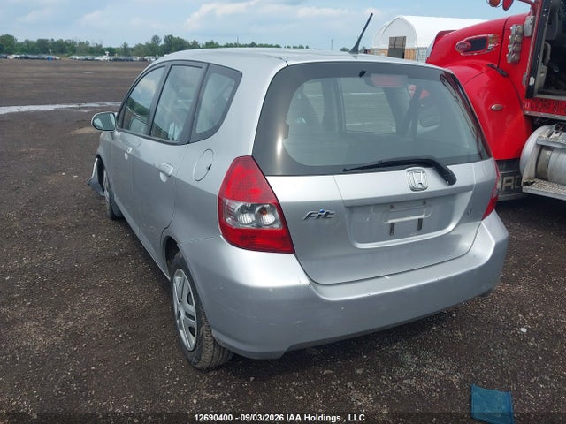 Продаж на аукціоні авто 2007 Honda Fit Lx, vin: JHMGD38497S802605, номер лоту: 12690400