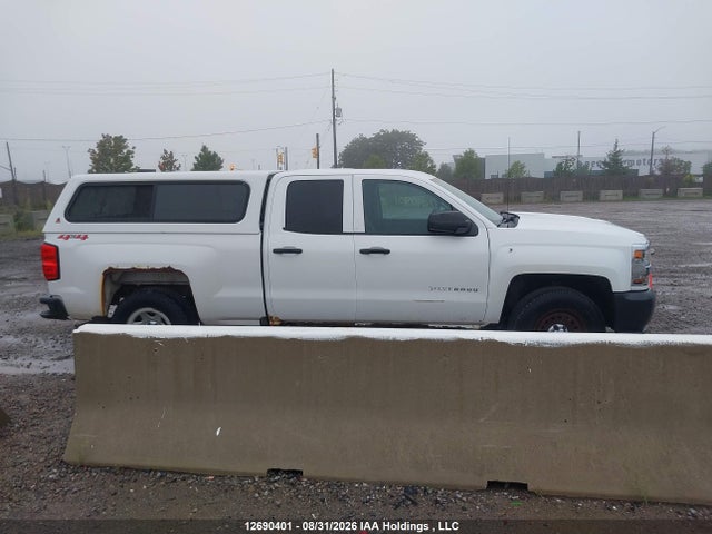 Продаж на аукціоні авто 2018 Chevrolet Silverado K1500/k1500 Ls, vin: 1GCVKNEC4JZ143983, номер лоту: 12690401