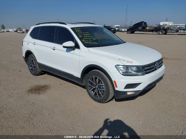 12690415 :رقم المزاد ، 3VV2B7AX9MM158090 vin ، 2021 Volkswagen Tiguan Se/se R-line Black/sel مزاد بيع