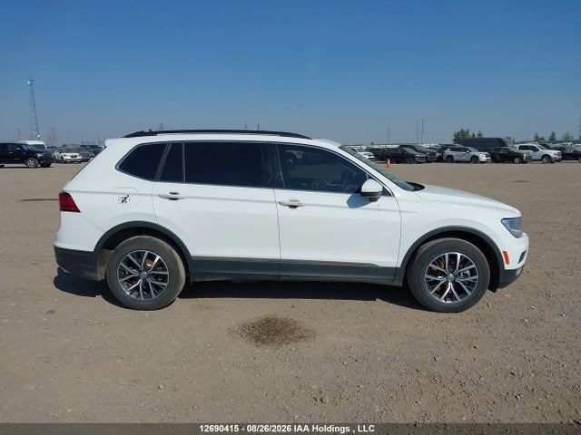12690415 :رقم المزاد ، 3VV2B7AX9MM158090 vin ، 2021 Volkswagen Tiguan Se/se R-line Black/sel مزاد بيع