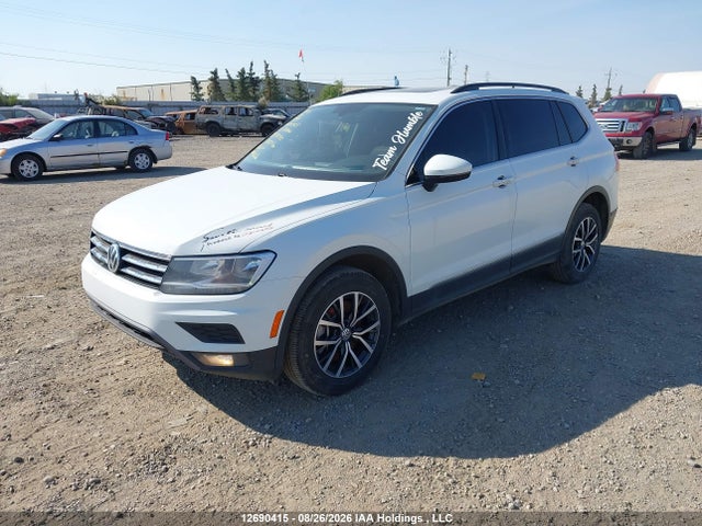 12690415 :رقم المزاد ، 3VV2B7AX9MM158090 vin ، 2021 Volkswagen Tiguan Se/se R-line Black/sel مزاد بيع