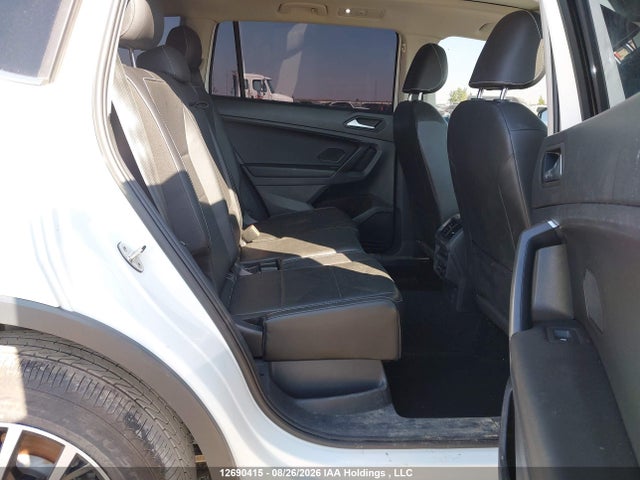 12690415 :رقم المزاد ، 3VV2B7AX9MM158090 vin ، 2021 Volkswagen Tiguan Se/se R-line Black/sel مزاد بيع