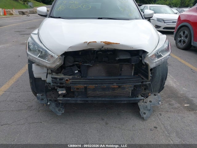 2019 Nissan Kicks S/sr/sv მანქანა იყიდება აუქციონზე, vin: 3N1CP5CU3KL554968, აუქციონის ნომერი: 12690416