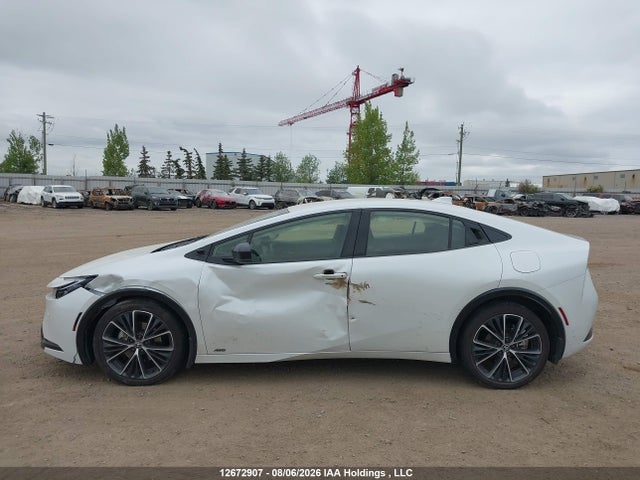 JTDADABU6R3011370 Toyota PRIUS XLE