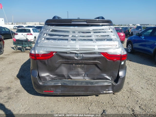 5TDJK3DC5FS095729 Toyota Sienna Le 7 Passenger