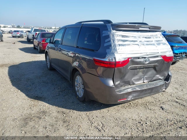 5TDJK3DC5FS095729 Toyota Sienna Le 7 Passenger