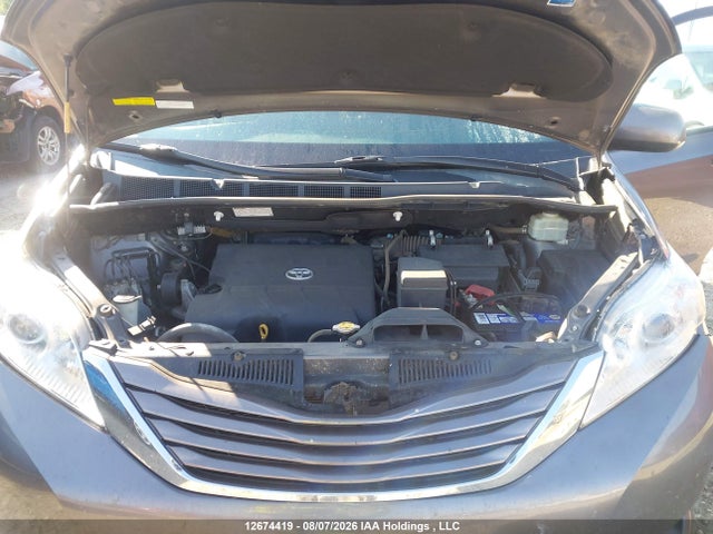5TDJK3DC5FS095729 Toyota Sienna Le 7 Passenger