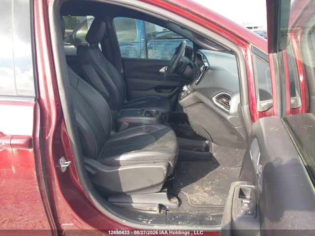 2022 Chrysler Pacifica Touring L მანქანა იყიდება აუქციონზე, vin: 2C4RC3BG2NR126982, აუქციონის ნომერი: 12690433