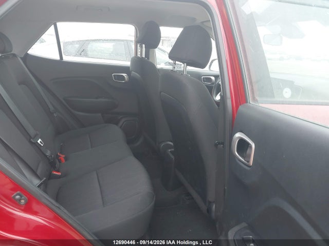 Hyundai Venue Essential 2023 KMHRB8A37PU228083 Image 8