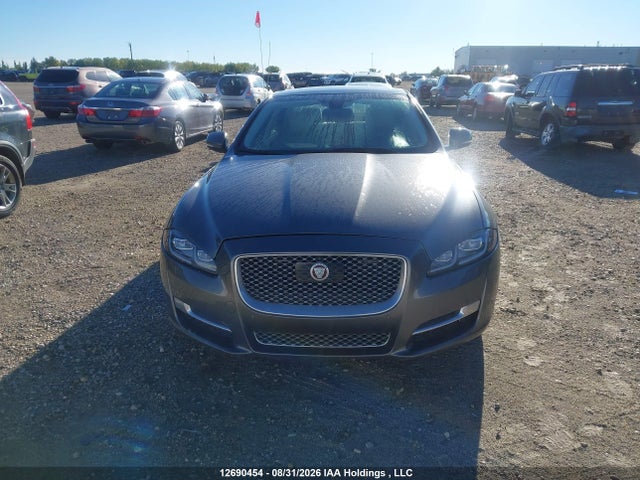 2016 Jaguar Xj Xjl Portfolio მანქანა იყიდება აუქციონზე, vin: SAJXJ2GD0G8V95929, აუქციონის ნომერი: 12690454