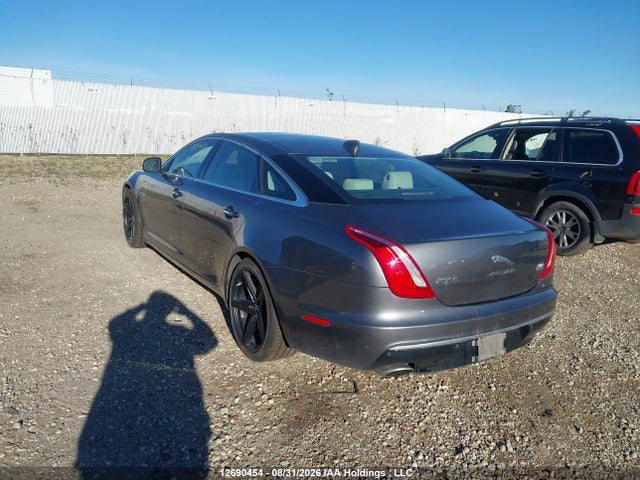2016 Jaguar Xj Xjl Portfolio მანქანა იყიდება აუქციონზე, vin: SAJXJ2GD0G8V95929, აუქციონის ნომერი: 12690454