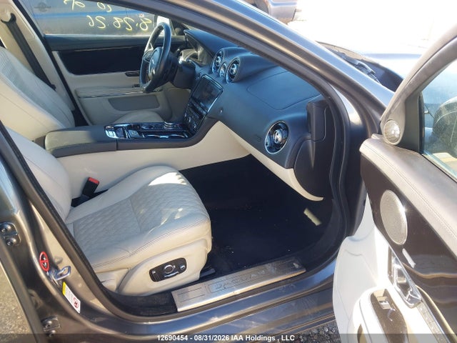 2016 Jaguar Xj Xjl Portfolio მანქანა იყიდება აუქციონზე, vin: SAJXJ2GD0G8V95929, აუქციონის ნომერი: 12690454